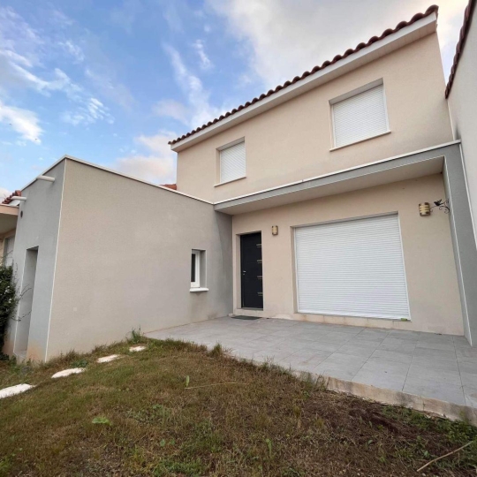  Annonces SOMMIERES : Maison / Villa | SOMMIERES (30250) | 90 m2 | 1 200 € 