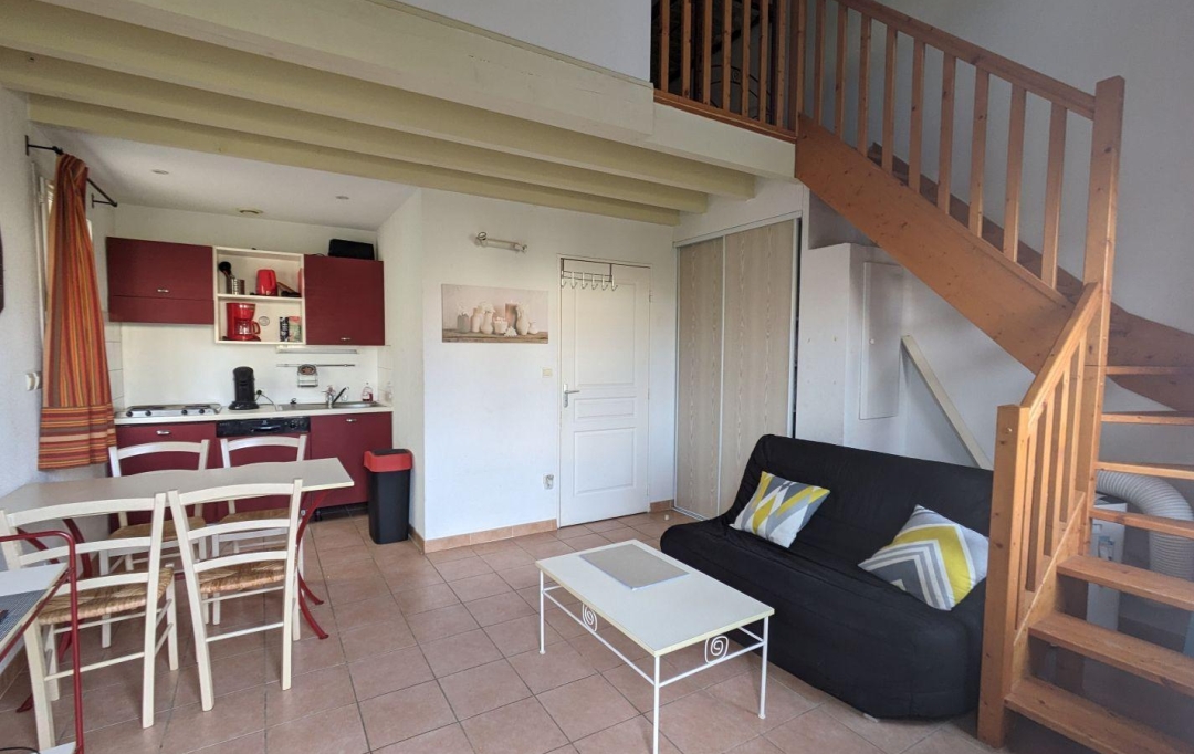 Annonces SOMMIERES : Maison / Villa | GALLARGUES-LE-MONTUEUX (30660) | 35 m2 | 76 000 € 