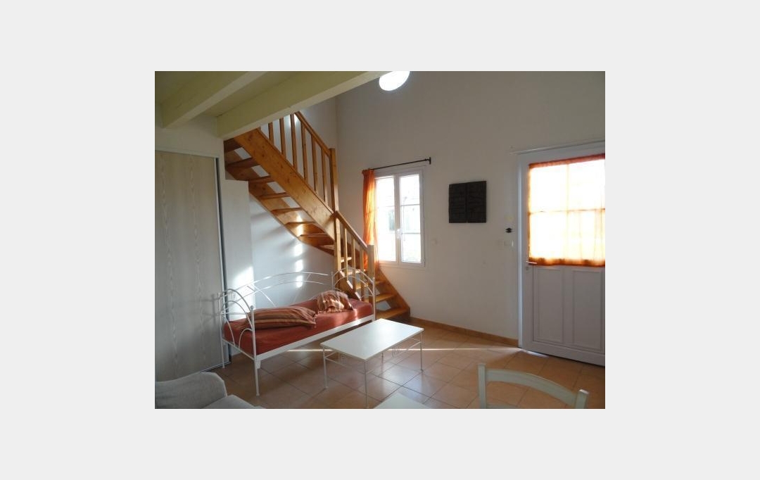 Annonces SOMMIERES : Maison / Villa | GALLARGUES-LE-MONTUEUX (30660) | 35 m2 | 69 000 € 